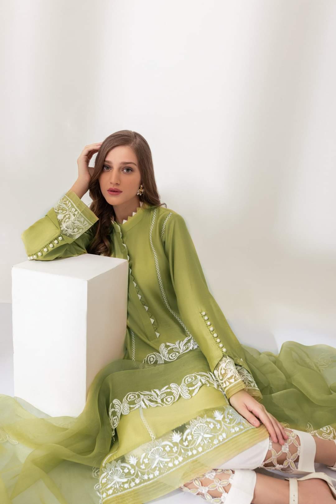 Sunia Manahil | 3-Piece Embroidered Unstitched Summer Suit